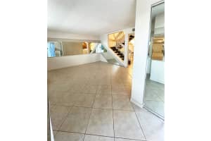 2542 N 38th Ave C-20, Hollywood, FL 33021 Sold 04/02/25