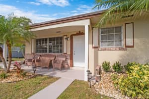 5651 SW 56th St, Davie, FL 33314 Sold 08/26/25