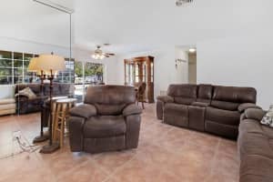 5651 SW 56th St, Davie, FL 33314 Sold 08/26/25