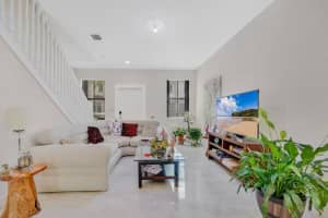 1543 SW 29th St 1543, Fort Lauderdale, FL 33315 Sold 04/16/25