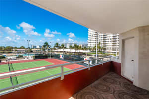 1985 S Ocean Dr 2E, Hallandale Beach, FL 33009 - MLS#F10487196
