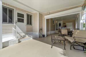 129 NW 53rd Pl, Deerfield Beach, FL 33064 Sold 10/17/25
