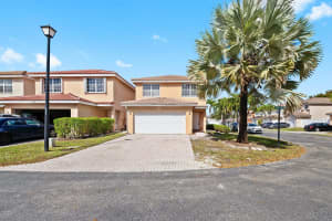 7155 SIENNA RIDGE DR, Fort Lauderdale, FL 33319 Sold 03/25/25