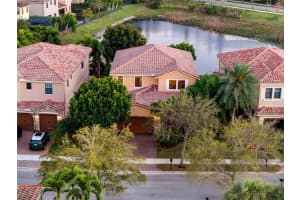 7528 NW 112th Ter, Parkland, FL 33076 Sold 05/12/25