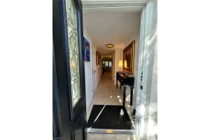 821 SE 2nd St, Fort Lauderdale, FL 33301 - MLS#F10487252