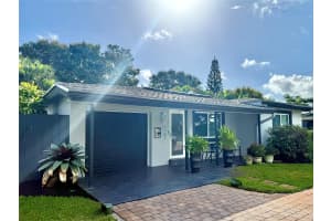 4780 NE 7th Ave, Oakland Park, FL 33334 Sold 05/08/25