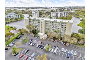 2232 N Cypress Bend Dr 303, Pompano Beach, FL 33069 Sold 04/11/25