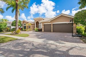 19450 Saturnia Lakes Dr, Boca Raton, FL 33498 Sold 11/07/25
