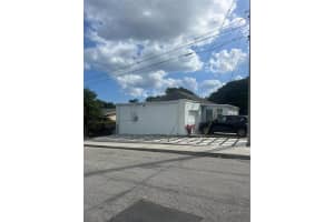 2014 Division Ave, West Palm Beach, FL 33407 Sold 05/29/25