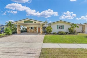 818 Argonaut Isle, Dania Beach, FL 33004 - MLS#F10487362