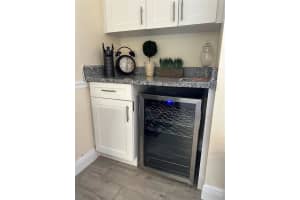 1605 US Highway 1 V-4 104, Jupiter, FL 33477 - MLS#F10487374