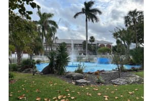 1951 NE 39 138, Lighthouse Point, FL 33064 Sold 04/30/25