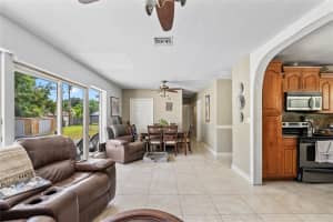 6885 NW 14th Ct, Plantation, FL 33313 Sold 05/15/25
