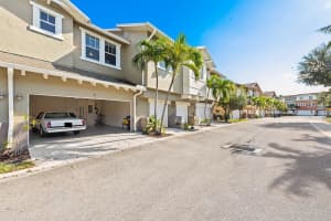 580 Pacific Grove Dr 3, West Palm Beach, FL 33401 - MLS#F10487514