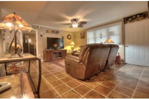 14 Sioux Lane, Lake Worth