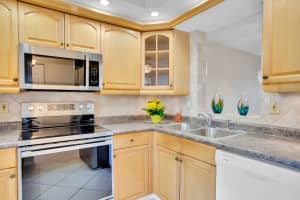 370 NW 76th Ave 102, Margate, FL 33063 Sold 08/01/25