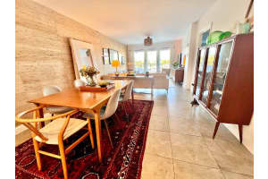 1435 SE 15th St 402, Fort Lauderdale, FL 33316 Sold 05/30/25