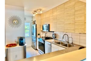 1435 SE 15th St 402, Fort Lauderdale, FL 33316 Sold 05/30/25