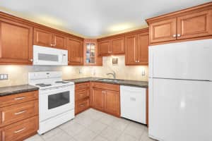 2812 N 46th Ave G274, Hollywood, FL 33021 Sold 06/30/25