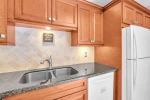 2812 N 46th Ave G274, Hollywood, FL 33021 Sold 06/30/25