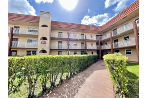 9010 Sunrise Lakes Blvd 305, Sunrise, FL 33322 Sold 04/15/25