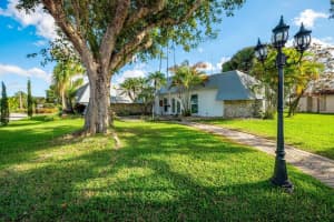 4601 Bayberry Ln, Tamarac, FL 33319 Sold 09/12/25