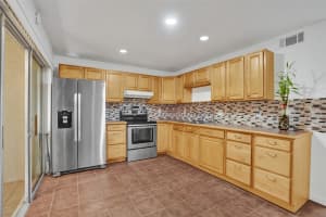 5216 Ne 6th Ave B3, Oakland Park