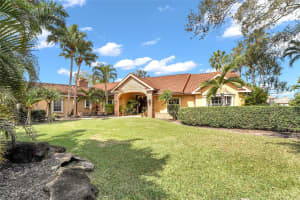 3351 SW 134th Ter, Davie, FL 33330 Sold 04/15/25