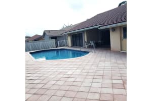 1100 NW 100th Way, Plantation, FL 33322 Sold 04/07/25