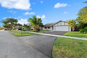 9531 NW 31st Pl, Sunrise, FL 33351 Sold 04/22/25