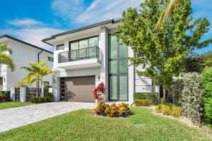 723 S Lake Avenue, Delray Beach, FL 33483 Sold 06/27/25
