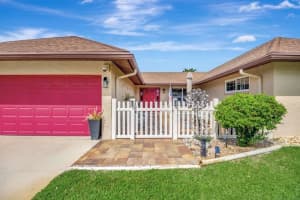 10260 Greentrail Dr N, Boynton Beach, FL 33436 - MLS#F10487951