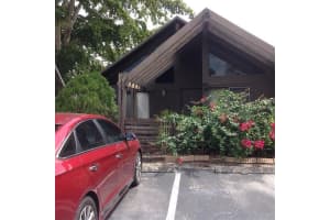 499 N University Dr, Fort Lauderdale, FL 33324 Sold 08/08/25