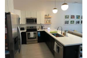 18316 NW 6th St, Pembroke Pines, FL 33029 - MLS#F10488019
