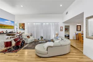 7470 NW 36th St, Lauderhill, FL 33319 Sold 04/21/25