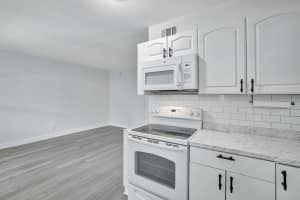 2741 NE 8th Ave 15, Wilton Manors, FL 33334 - MLS#F10488084