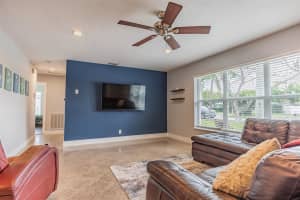 233 SW 14th Ct, Pompano Beach, FL 33060 Sold 05/05/25