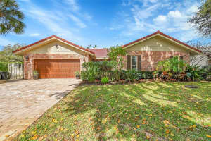 7105 NW 40th St, Coral Springs, FL 33065 Sold 05/21/25