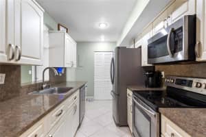 7904 NW 75th Ave, Tamarac, FL 33321 Sold 04/08/25