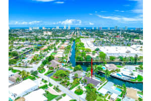 1080 SE 9th Ave, Pompano Beach, FL 33060 - MLS#F10488222
