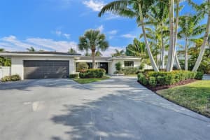 2601 NE 53rd St, Lighthouse Point, FL 33064 Sold 05/12/25