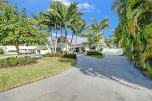 2601 NE 53rd St, Lighthouse Point, FL 33064 Sold 05/12/25