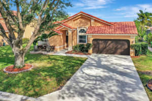 5727 NW 46th Dr, Coral Springs, FL 33067 Sold 04/22/25