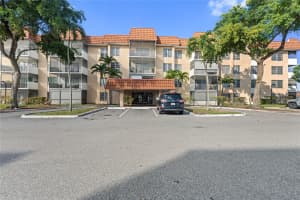 4154 Inverrary Dr 403, Lauderhill, FL 33319 - MLS#F10488326