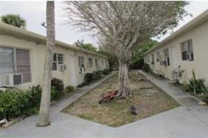93 NE 7th Ct 2, Deerfield Beach, FL 33441 - MLS#F10488341