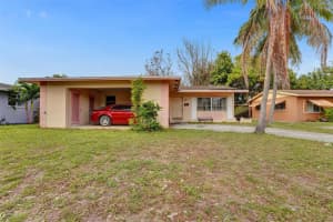 4371 NW 32nd Ct, Lauderdale Lakes, FL 33319 - MLS#F10488345