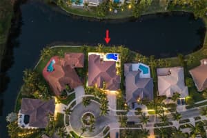 317 Windmill Palm Ave, Plantation, FL 33324 Sold 06/02/25
