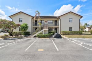 7642 Tahiti Ln 102, Lake Worth, FL 33467 Sold 03/31/25