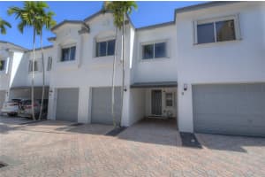 706 NE 2nd St 7, Fort Lauderdale, FL 33301 Sold 05/15/25