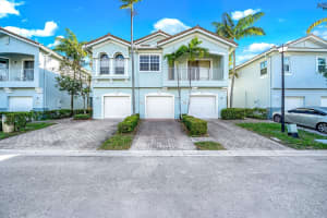 3141 Laurel Ridge Circle, Riviera Beach, FL 33404 Sold 05/02/25